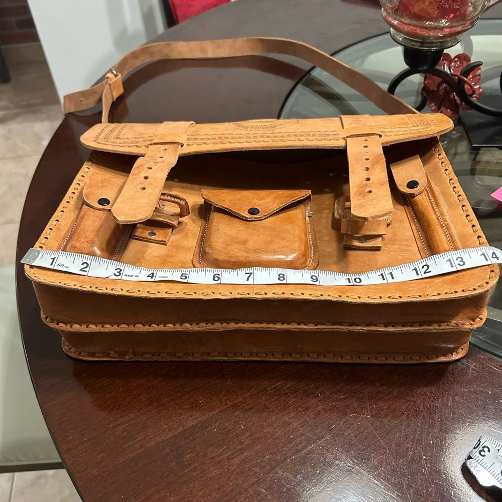 - Genuine and decorated leather briefcase, camel color, unisex, medium size